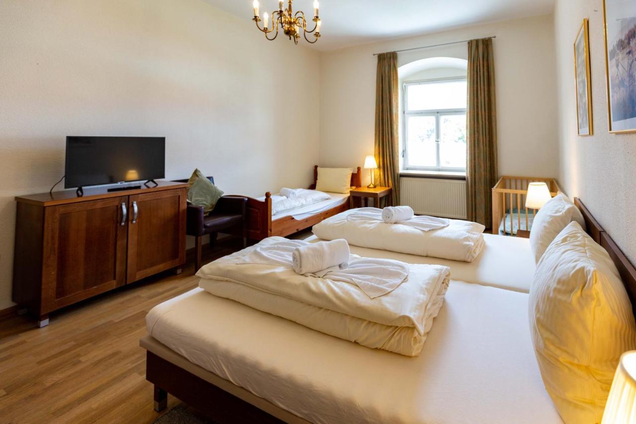 Hotel Schyrenhof Scheyern Экстерьер фото